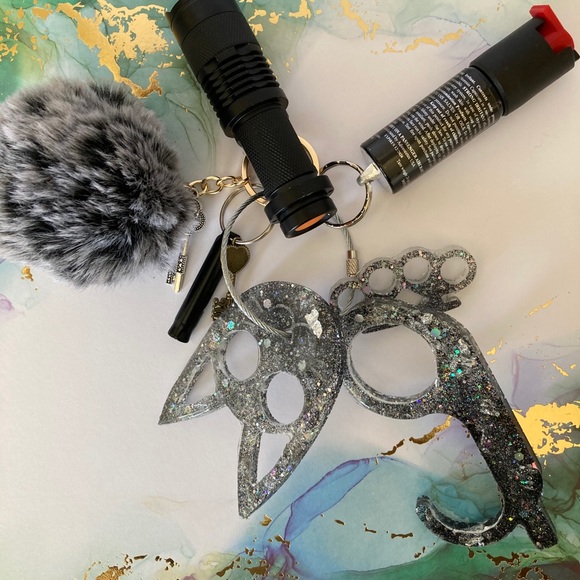 Defense keychains - Picture 4 of 9